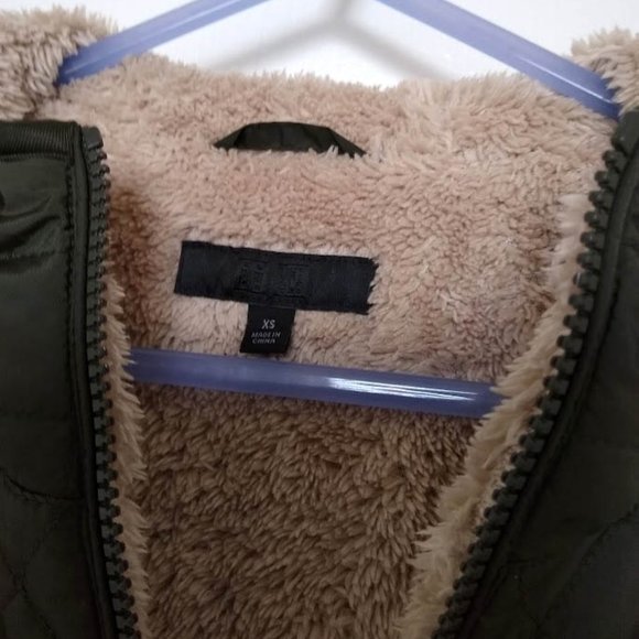 UNIQLO Women Pile Lined Fleece Parka, Hood… - Picture 5 of 5